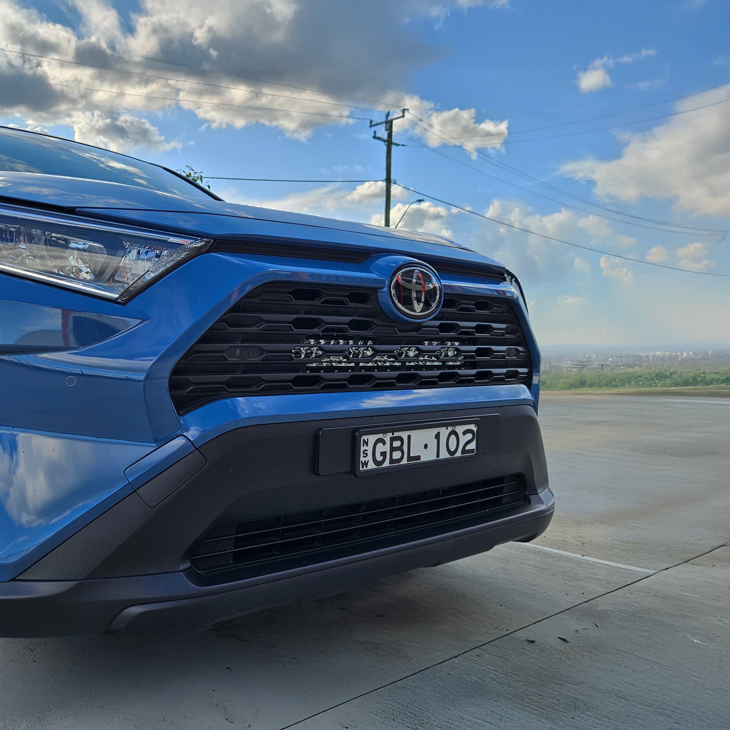 RAV4 Behind-Grille Light Bar