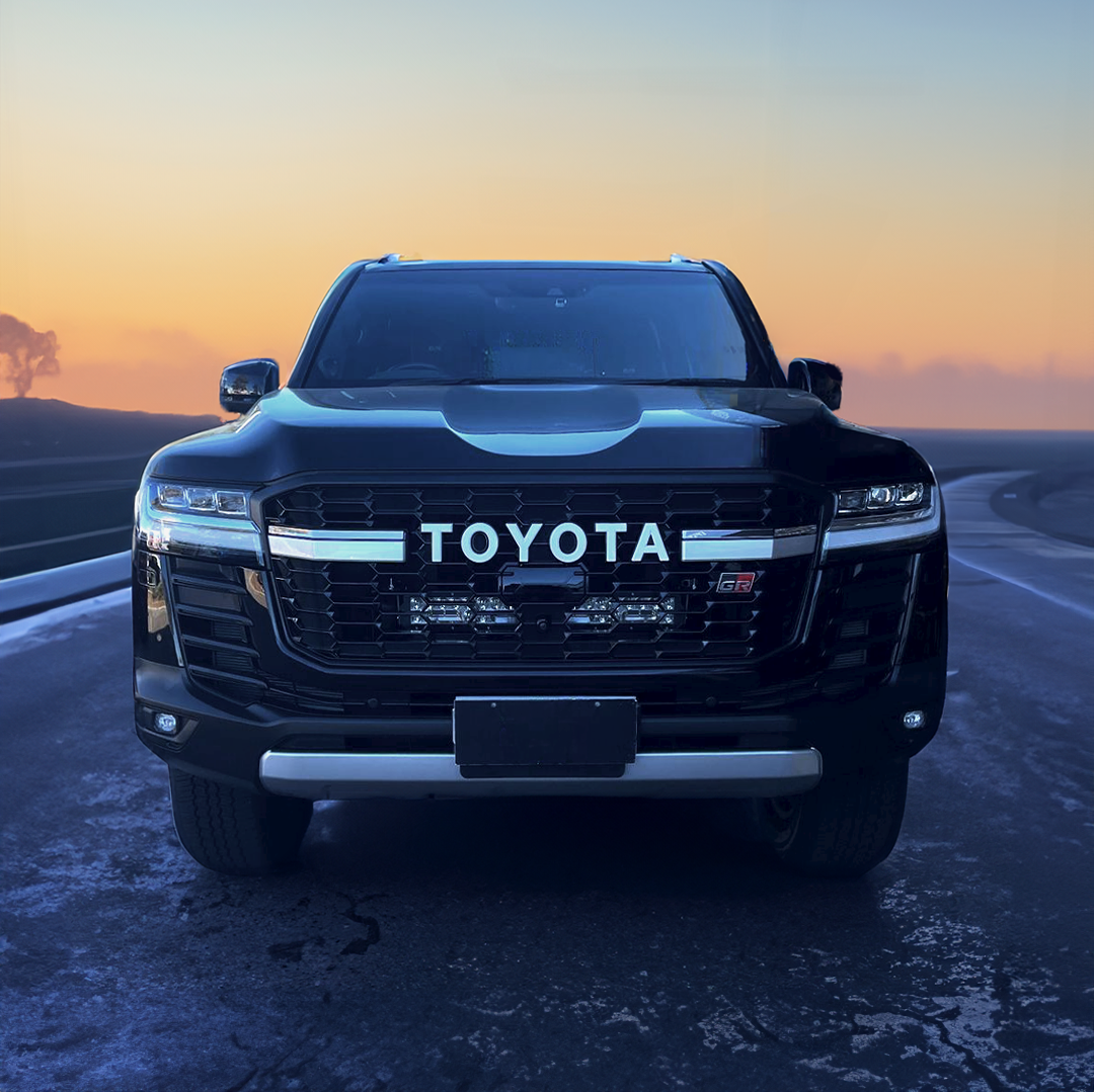 Toyota Land Cruiser 300 Series Behind-Grille Light Bar